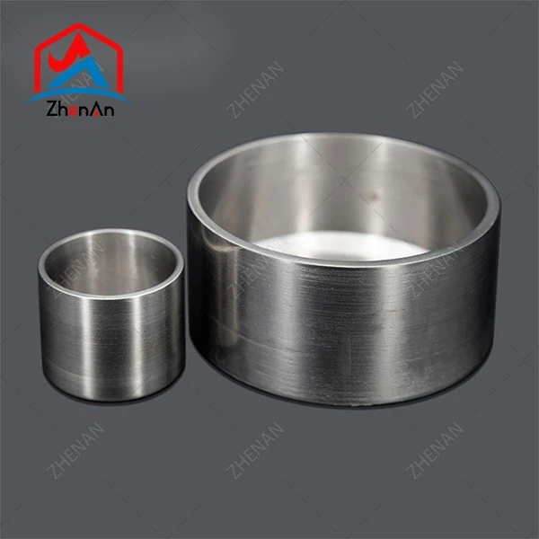 Round molybdenum crucible